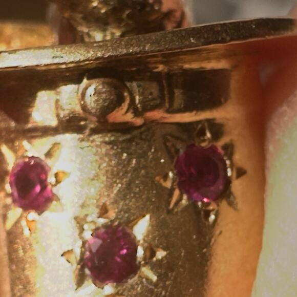 French Rabbit Heart Magician Hat 18K Yellow Gold Ruby Charm Pendant - Picture 7 of 16